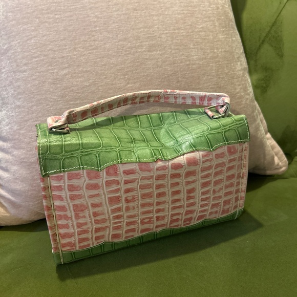 AKA Bag - Picture 2 of 3